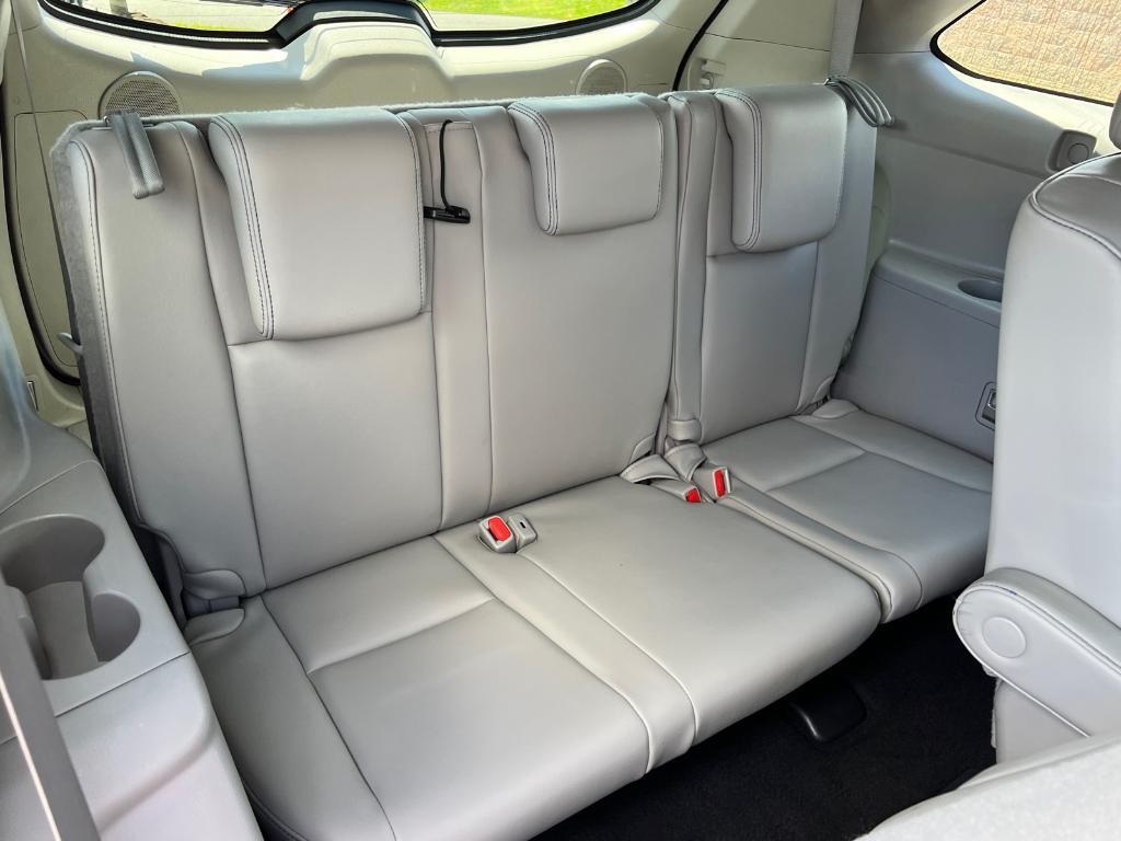 used 2016 Toyota Highlander car, priced at $15,631