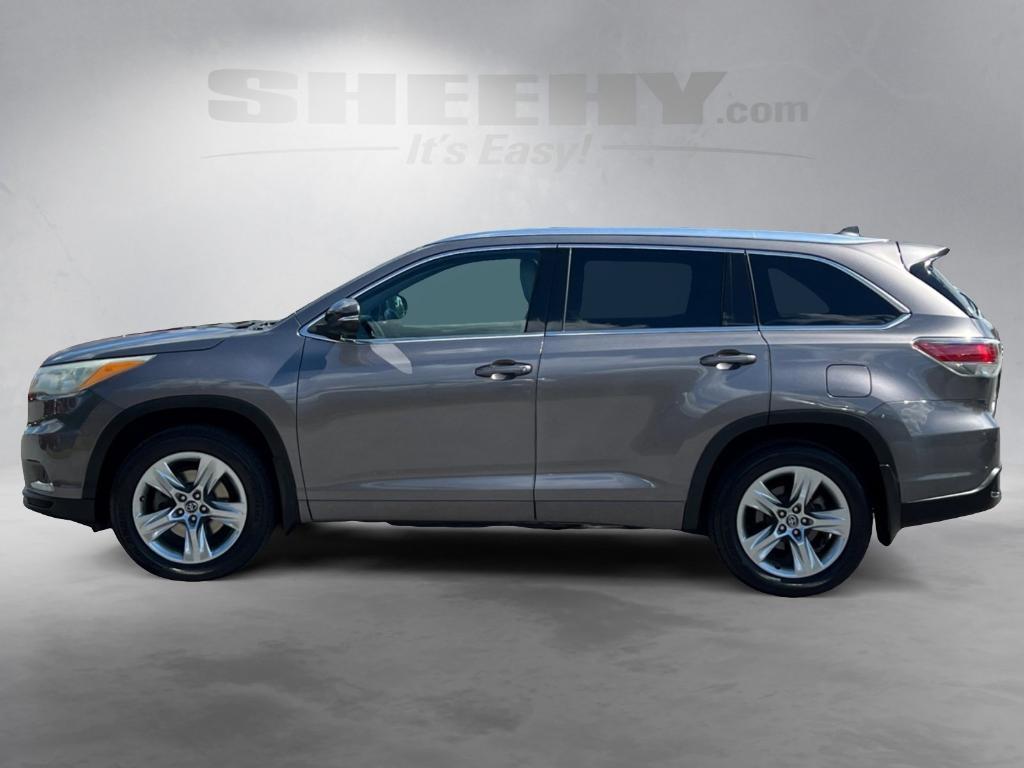 used 2016 Toyota Highlander car, priced at $14,394