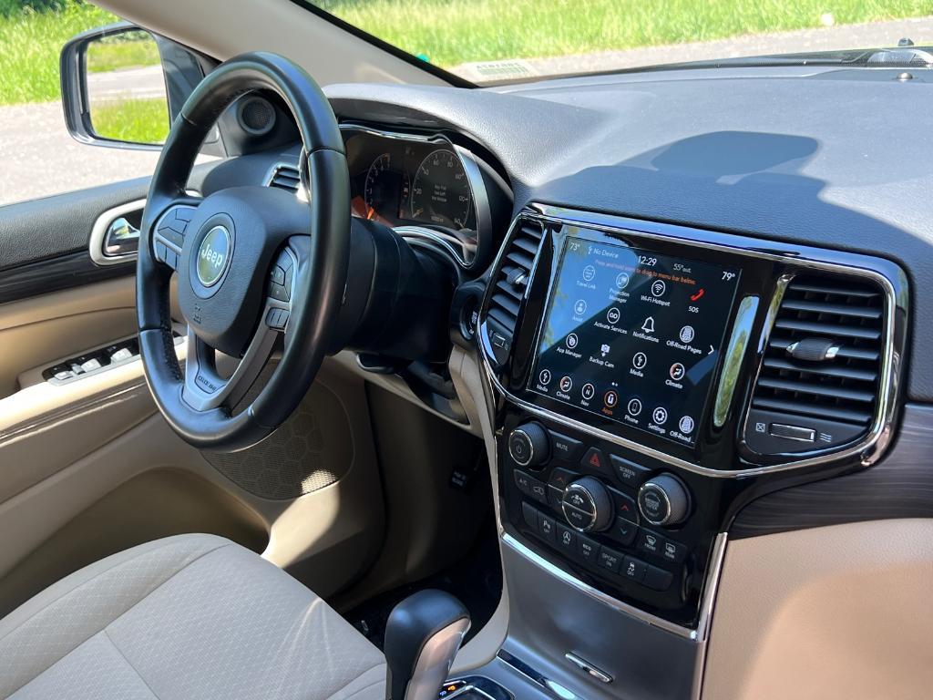 used 2022 Jeep Grand Cherokee WK car, priced at $25,560