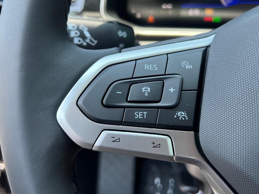 new 2025 Volkswagen Jetta car, priced at $23,623
