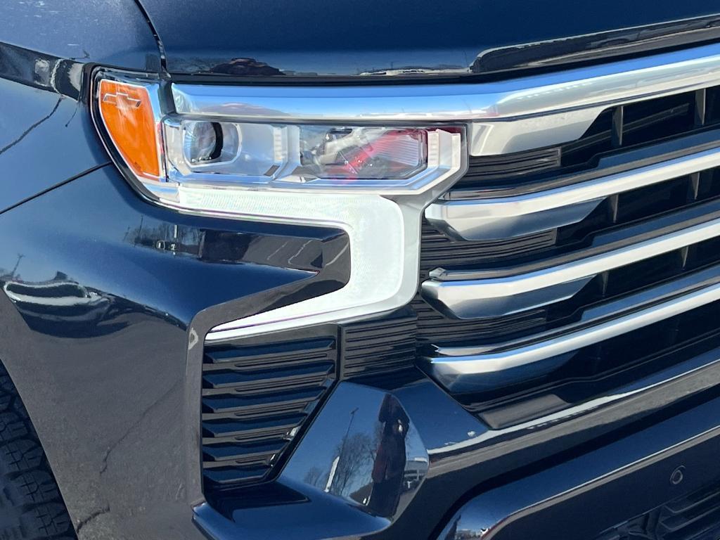 used 2024 Chevrolet Silverado 1500 car, priced at $60,935