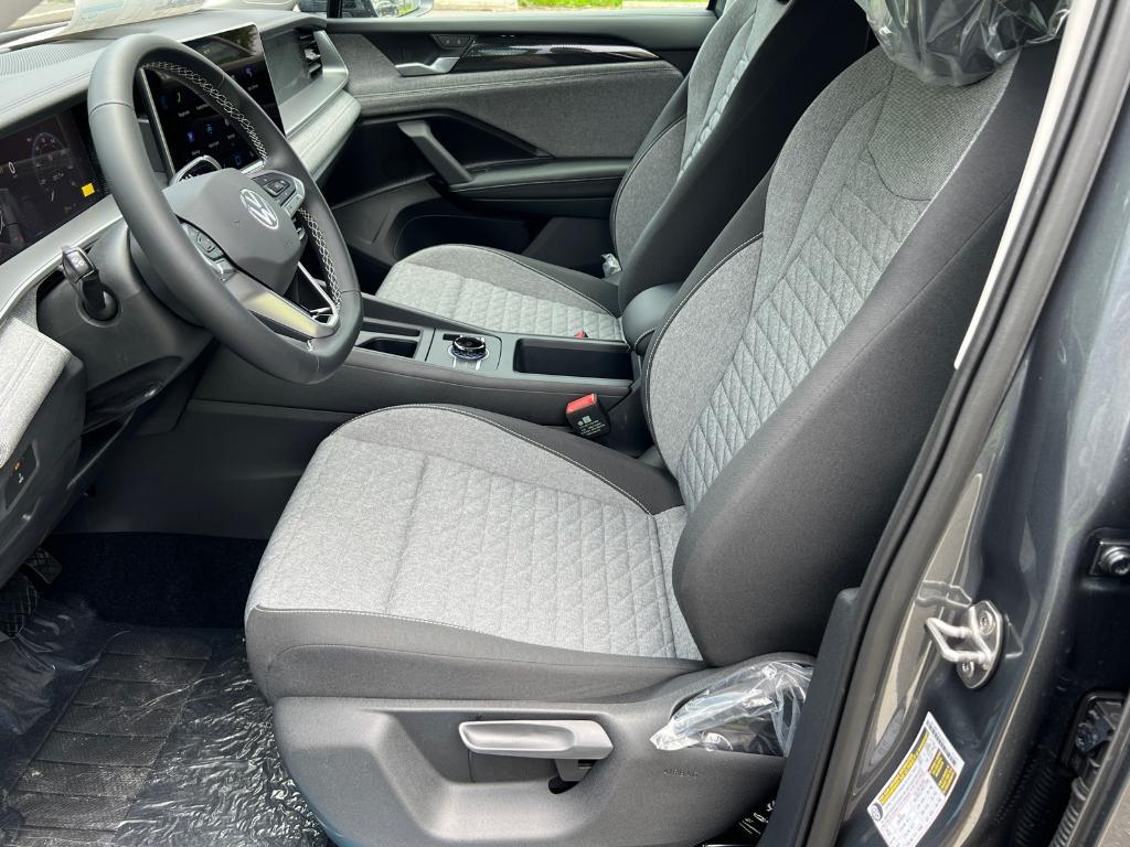 new 2025 Volkswagen Tiguan car, priced at $29,470