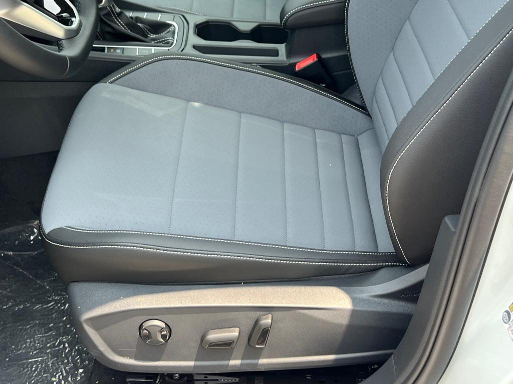 new 2025 Volkswagen Jetta car, priced at $27,374