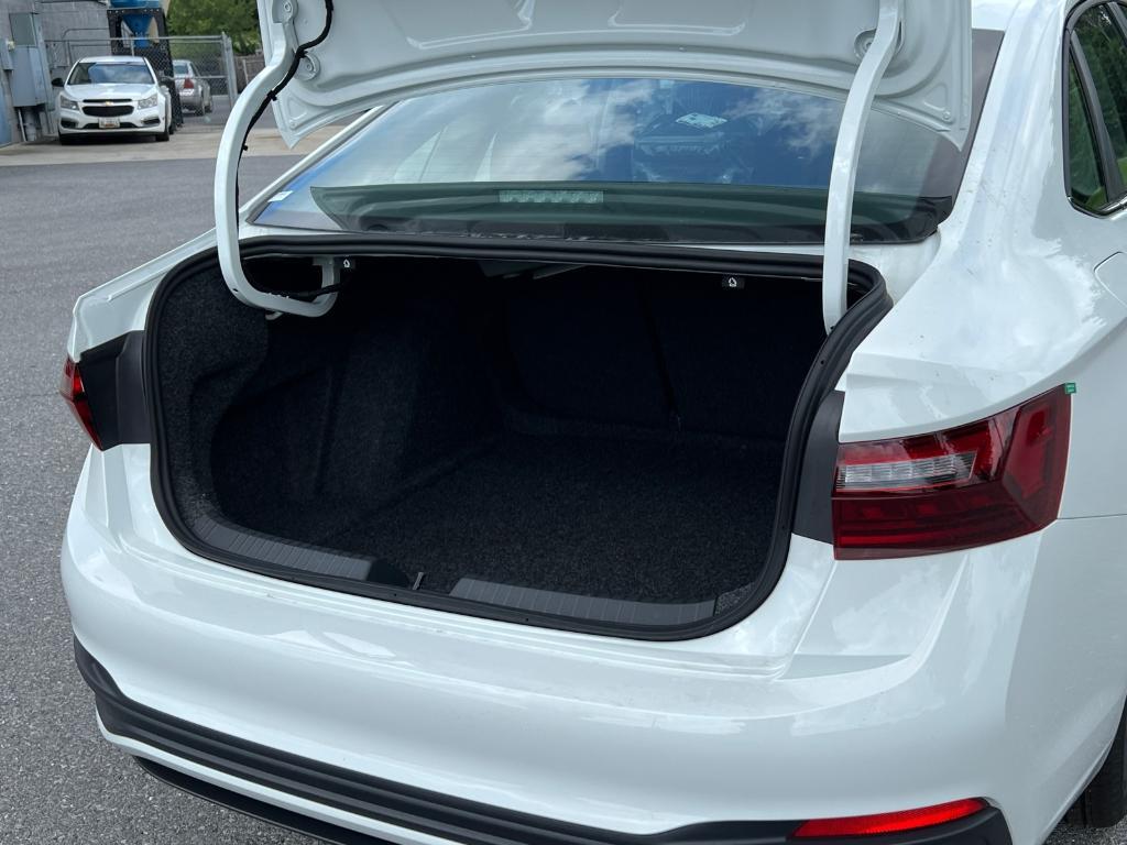 new 2025 Volkswagen Jetta car, priced at $23,000