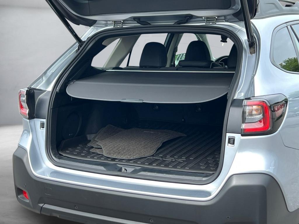 used 2024 Subaru Outback car, priced at $30,987