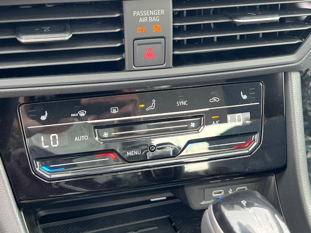 new 2025 Volkswagen Jetta car