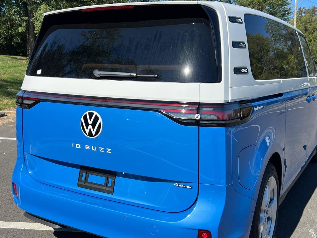 new 2025 Volkswagen ID. Buzz car, priced at $67,530