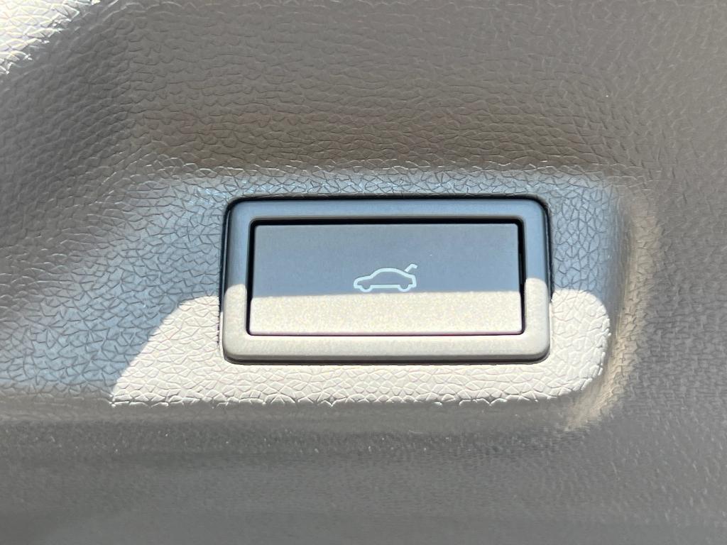 new 2025 Volkswagen ID. Buzz car, priced at $67,530