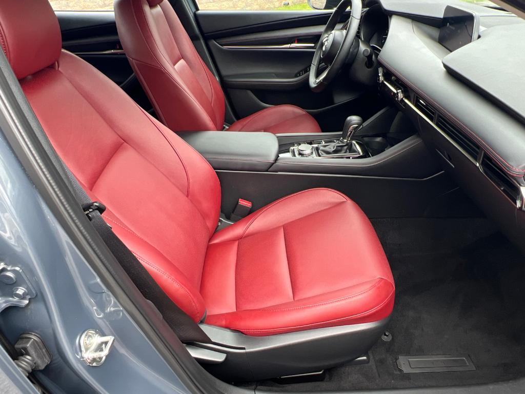 used 2025 Mazda Mazda3 car, priced at $28,211