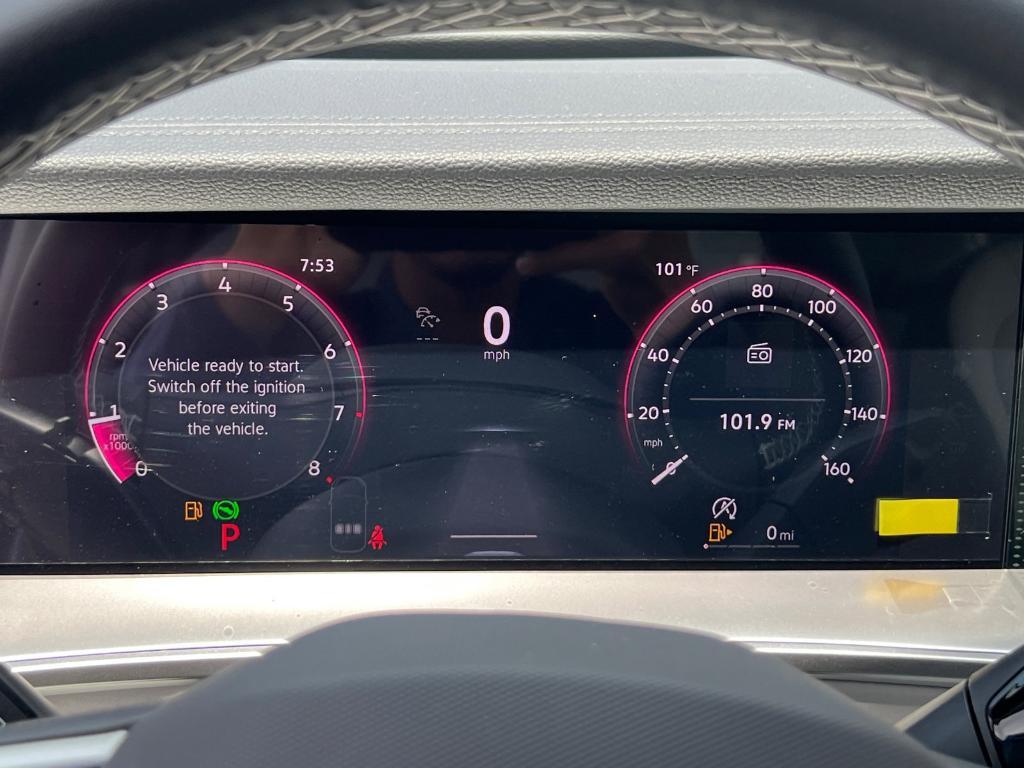 new 2025 Volkswagen Tiguan car, priced at $31,734