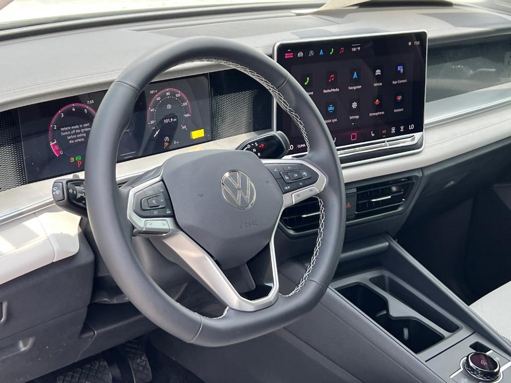 new 2025 Volkswagen Tiguan car, priced at $31,734
