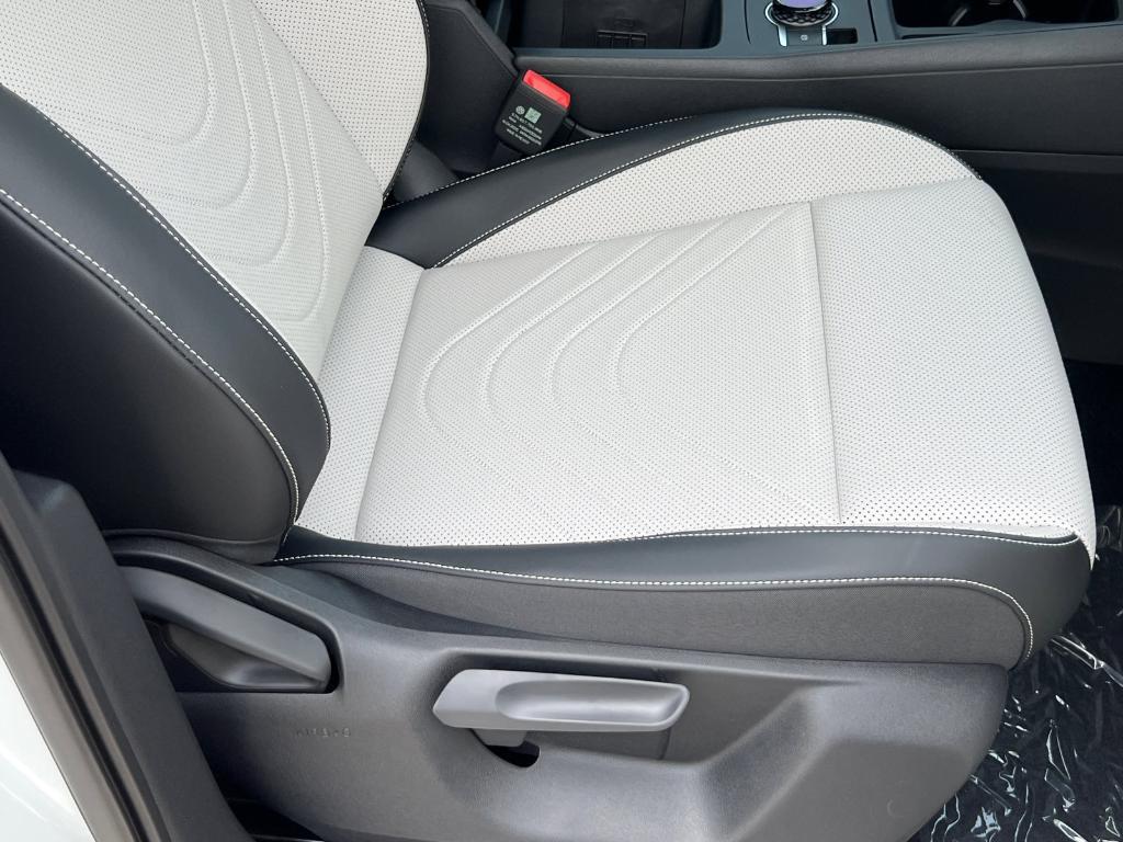 new 2025 Volkswagen Tiguan car, priced at $31,734