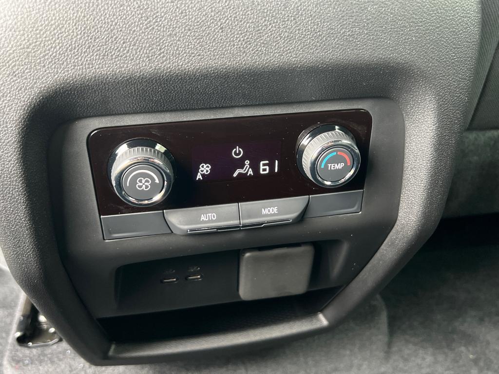 used 2025 Chevrolet Traverse car, priced at $41,987
