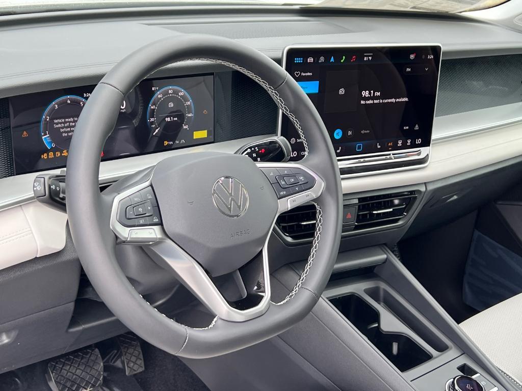 new 2025 Volkswagen Tiguan car, priced at $34,018