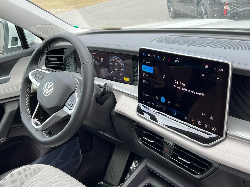new 2025 Volkswagen Tiguan car, priced at $34,018