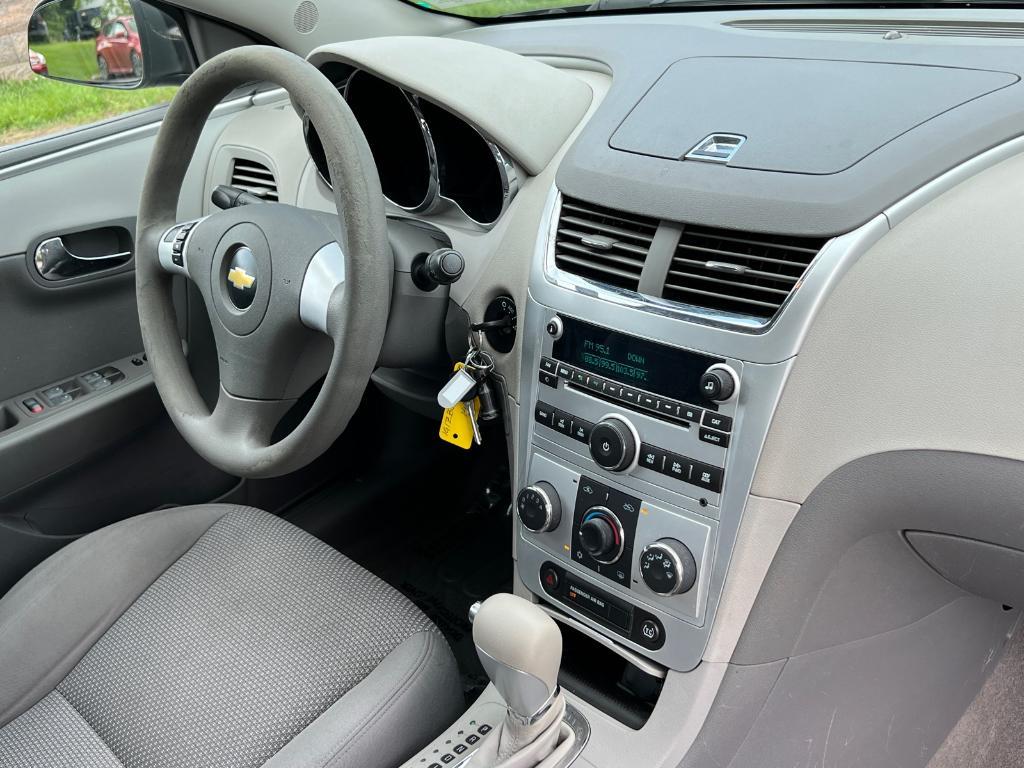 used 2010 Chevrolet Malibu car, priced at $5,648