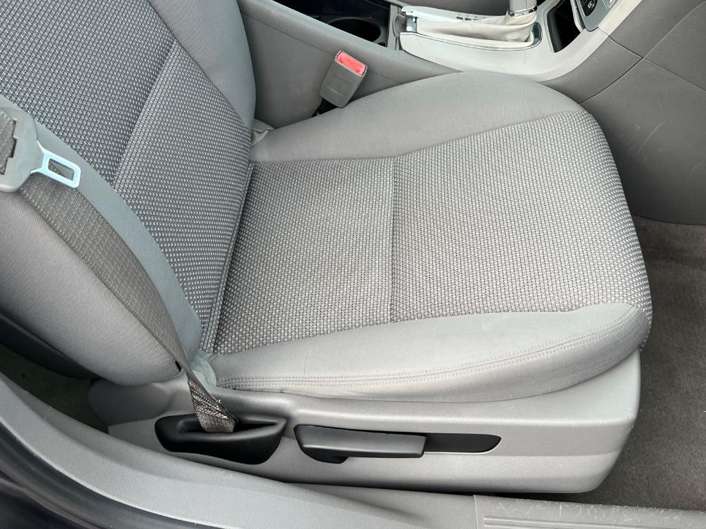 used 2010 Chevrolet Malibu car, priced at $5,648