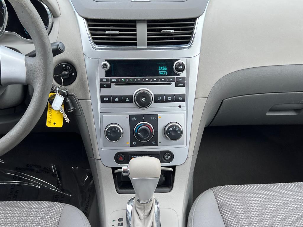 used 2010 Chevrolet Malibu car, priced at $5,648