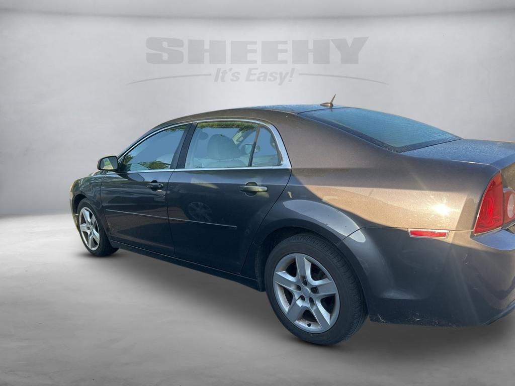 used 2010 Chevrolet Malibu car, priced at $5,718