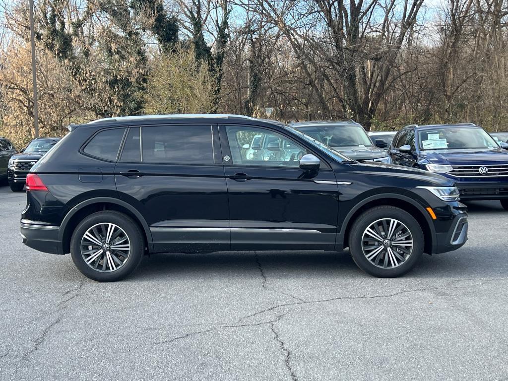 new 2024 Volkswagen Tiguan car, priced at $29,481