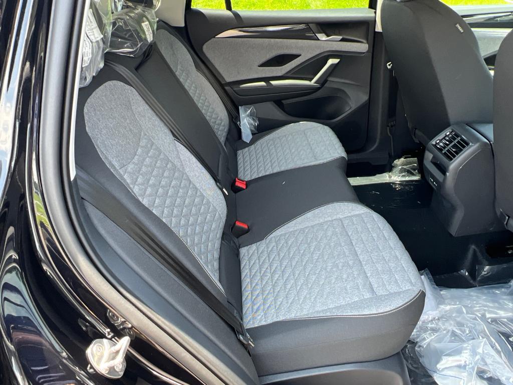 new 2025 Volkswagen Tiguan car, priced at $29,728