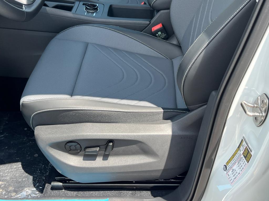 new 2025 Volkswagen Tiguan car, priced at $33,291