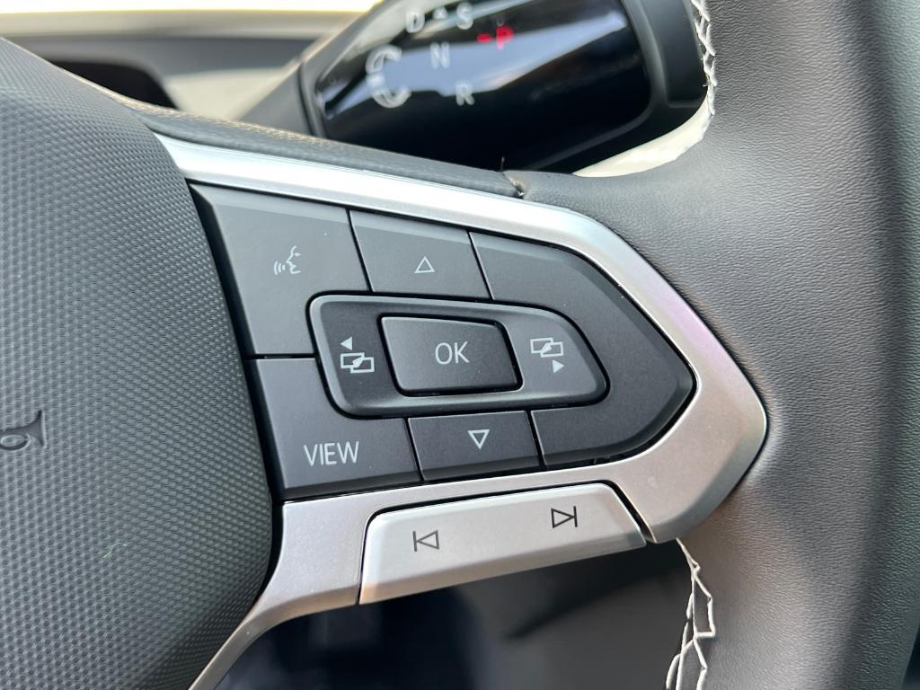 new 2025 Volkswagen Tiguan car, priced at $33,291
