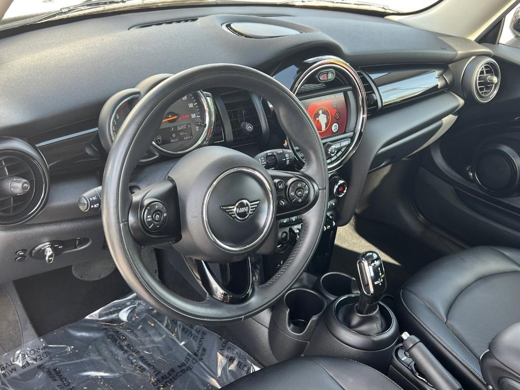 used 2021 MINI Hardtop car, priced at $18,167