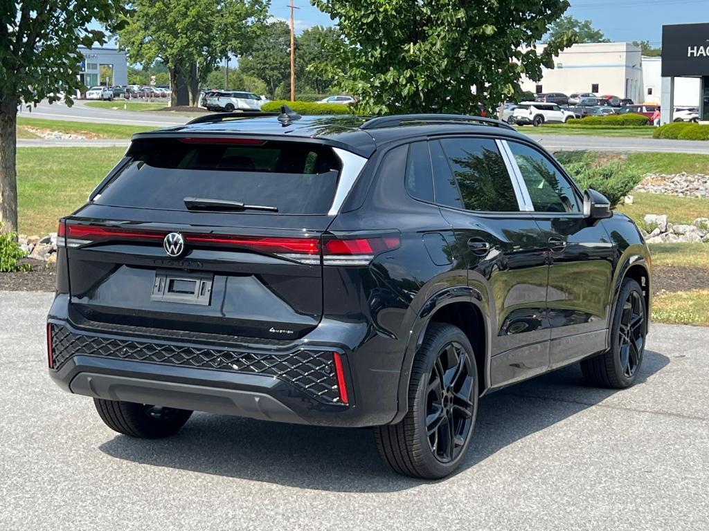 new 2025 Volkswagen Tiguan car, priced at $37,827