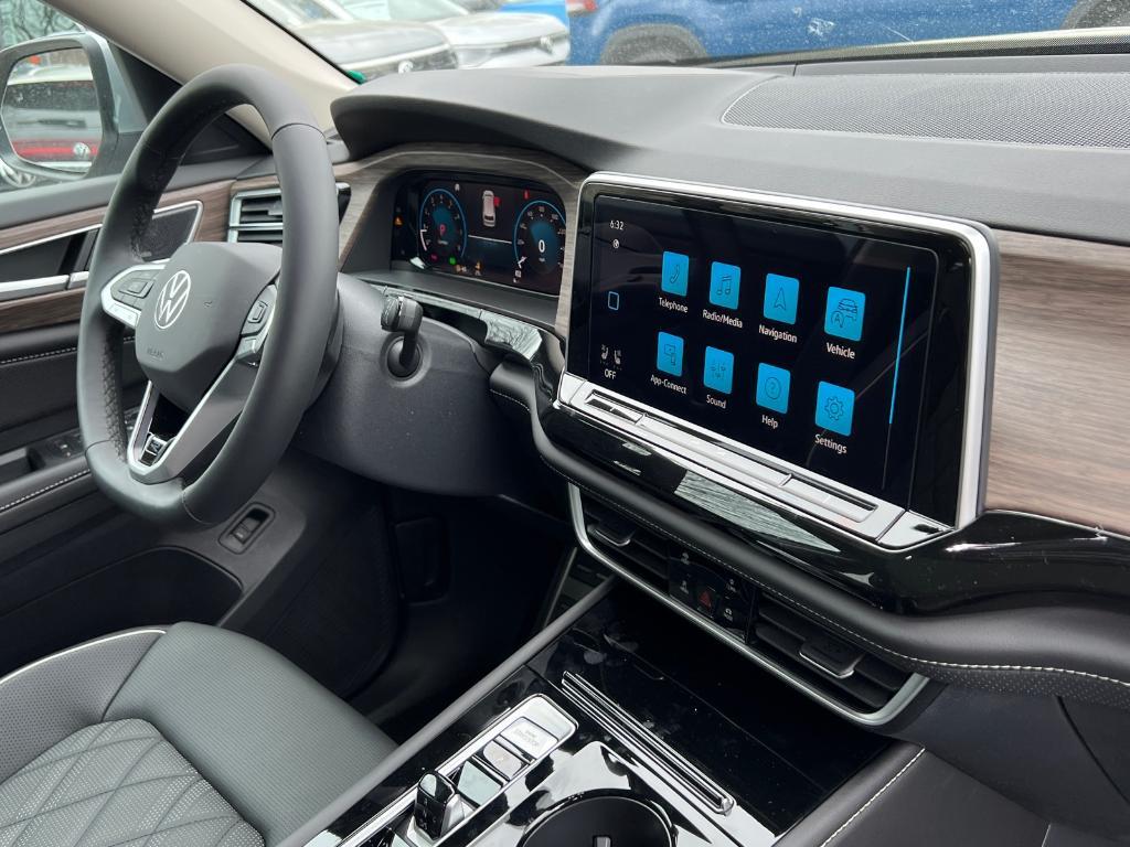 new 2025 Volkswagen Atlas car, priced at $51,373