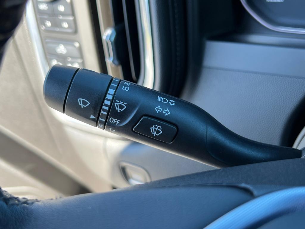 used 2020 GMC Sierra 1500 car, priced at $32,603