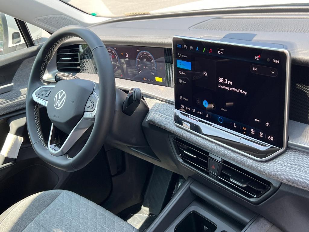 new 2025 Volkswagen Tiguan car, priced at $30,172