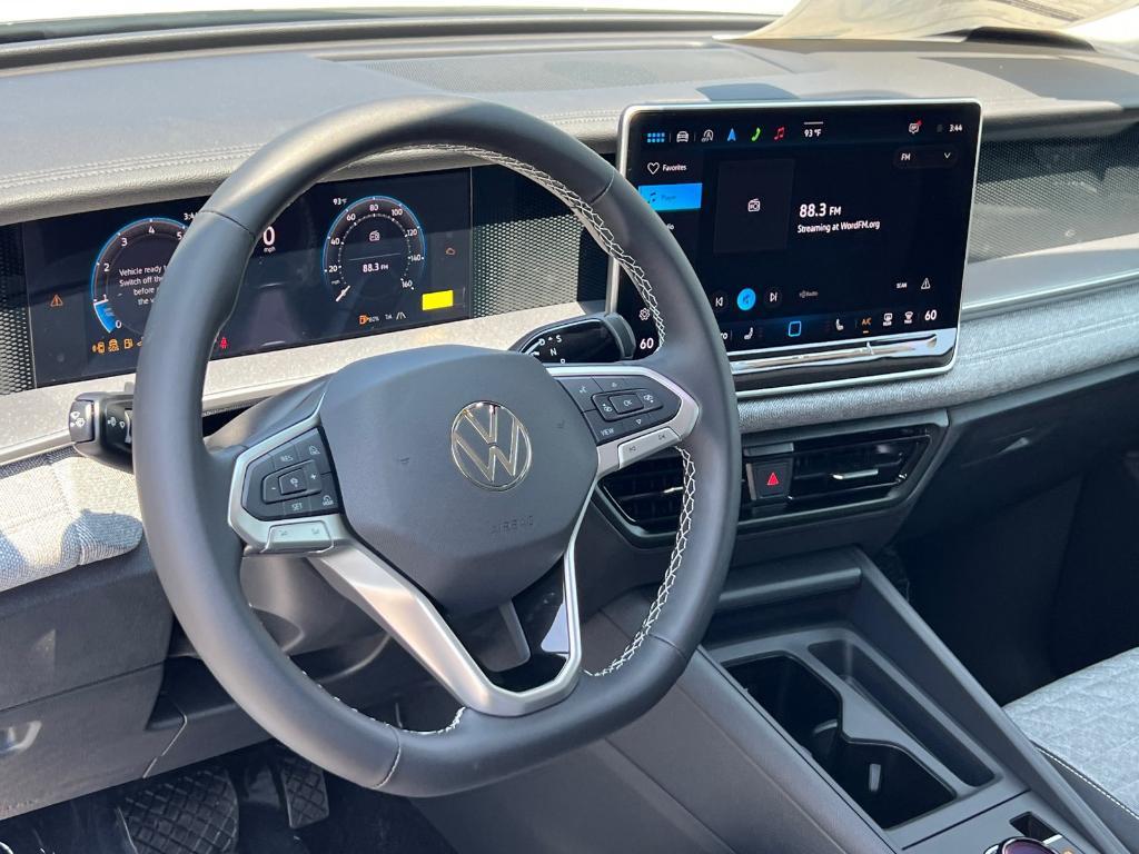 new 2025 Volkswagen Tiguan car, priced at $30,172