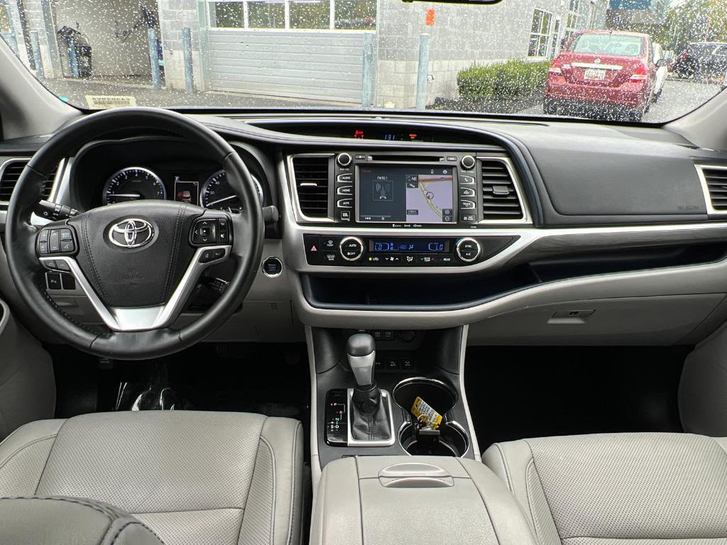 used 2018 Toyota Highlander car, priced at $20,998