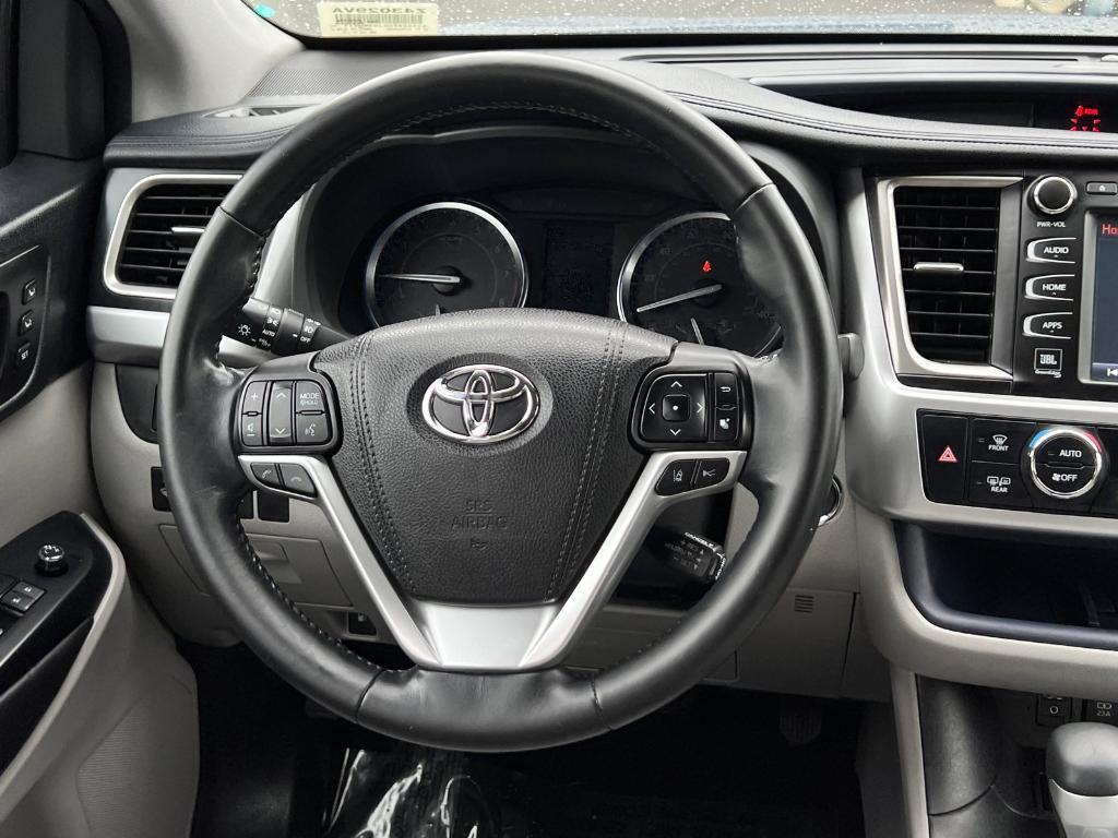 used 2018 Toyota Highlander car, priced at $20,998