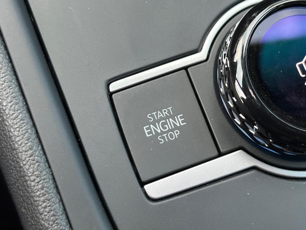 new 2025 Volkswagen Tiguan car, priced at $38,229
