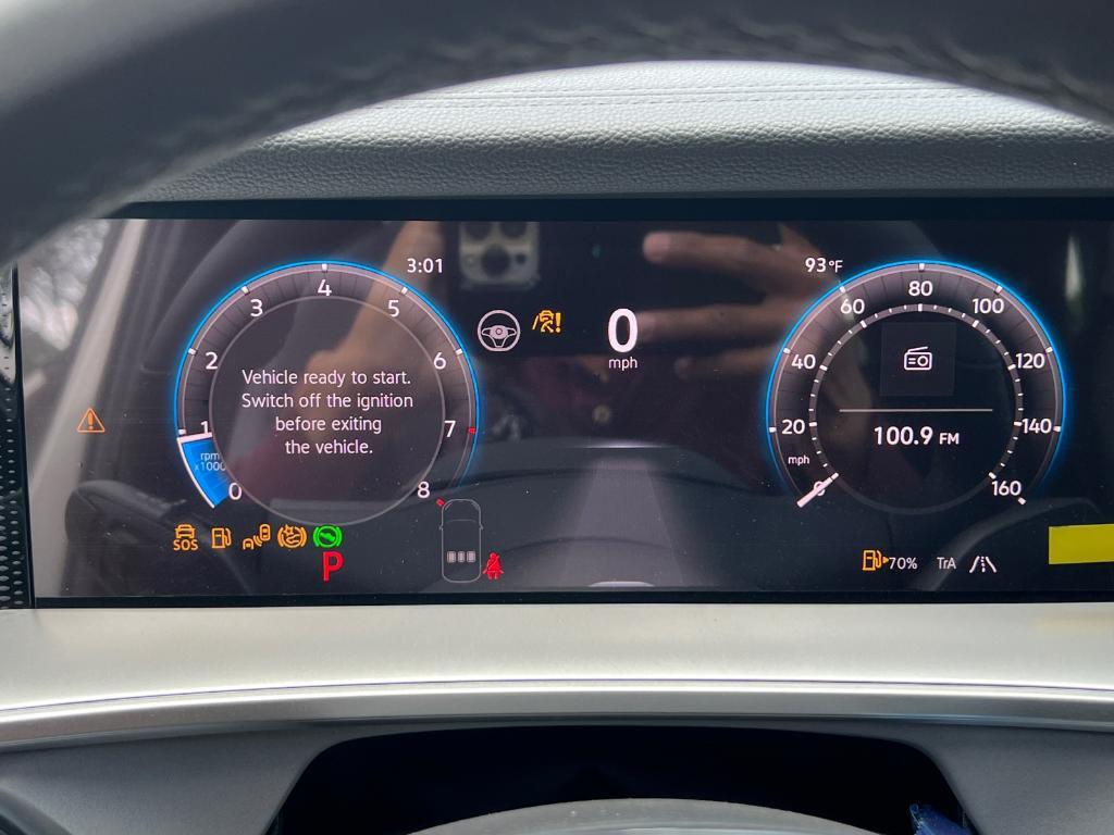 new 2025 Volkswagen Tiguan car, priced at $38,229
