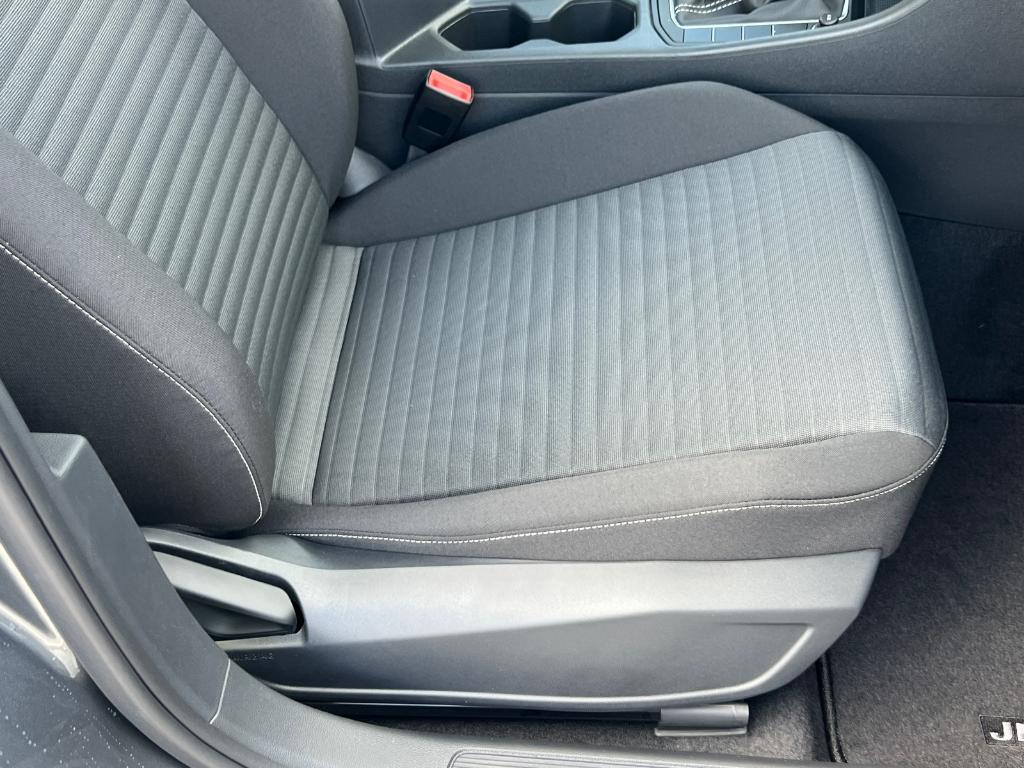 new 2025 Volkswagen Jetta car, priced at $22,139