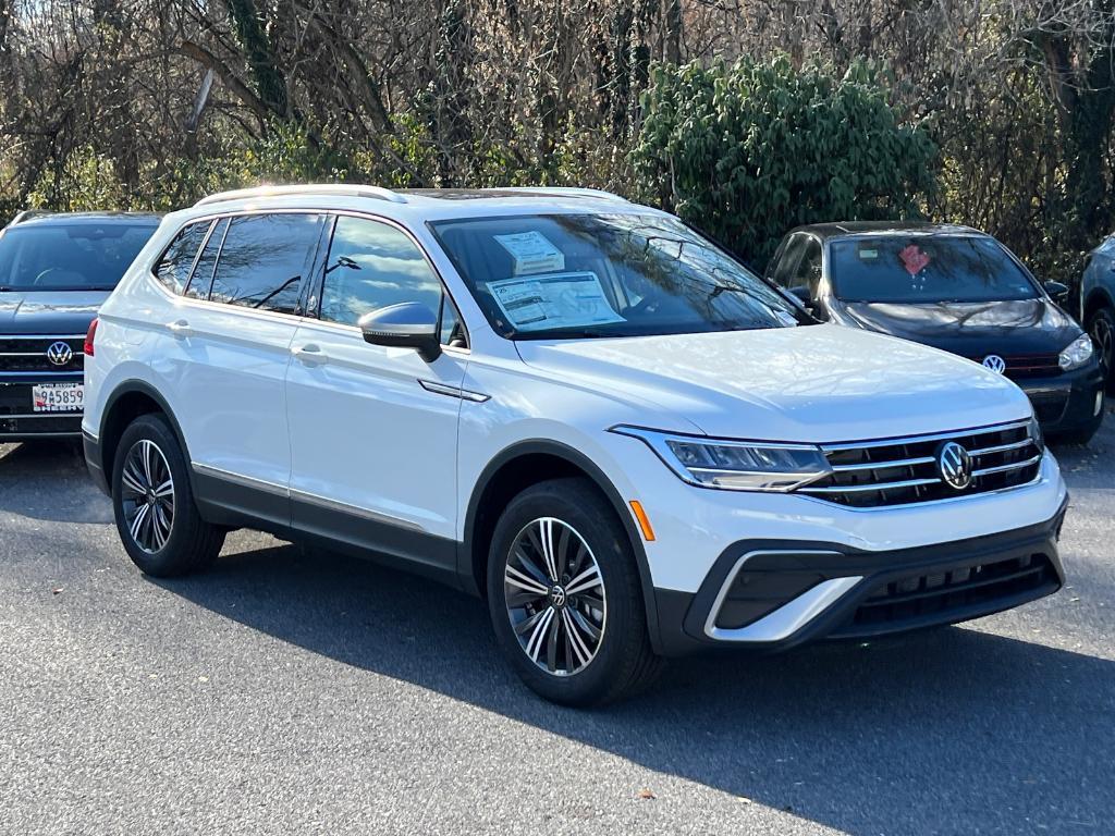 new 2024 Volkswagen Tiguan car, priced at $29,481