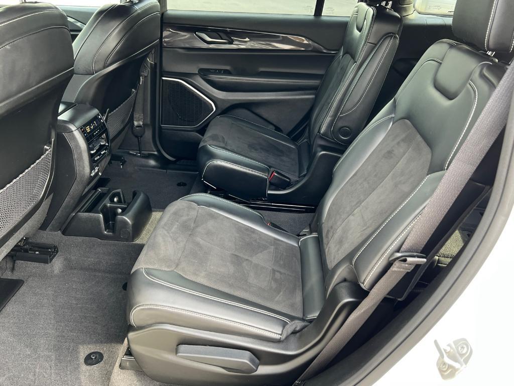 used 2022 Jeep Grand Cherokee L car, priced at $28,890