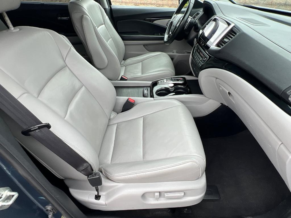 used 2016 Honda Pilot car, priced at $13,964