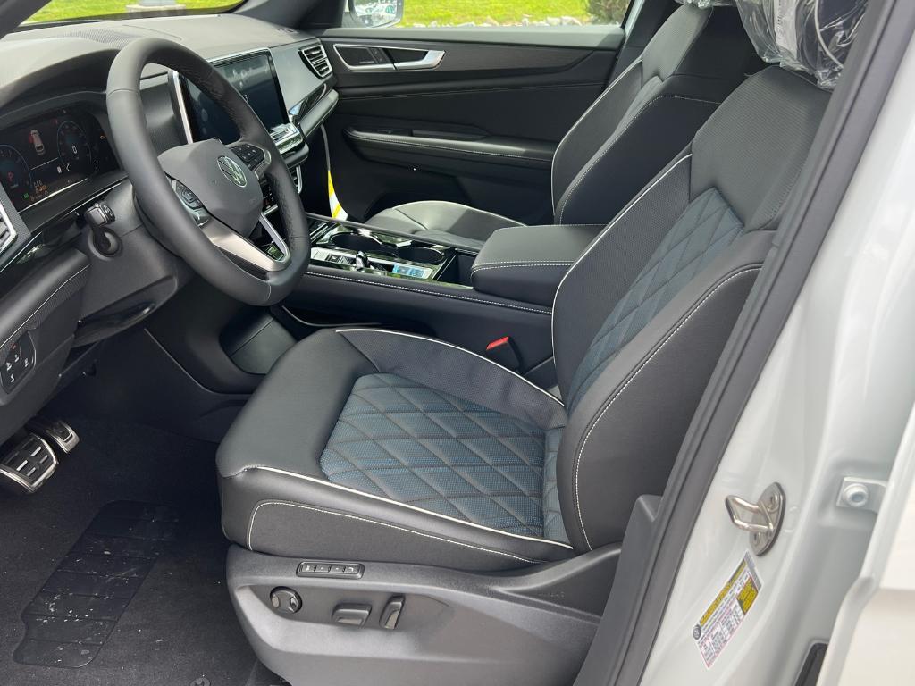 new 2025 Volkswagen Atlas Cross Sport car, priced at $52,584