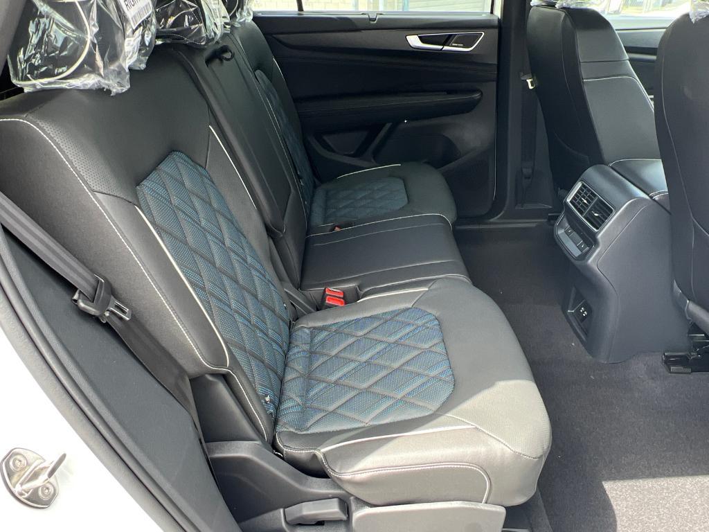 new 2025 Volkswagen Atlas Cross Sport car, priced at $52,584