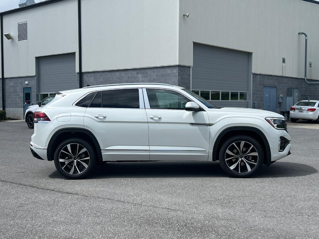 new 2025 Volkswagen Atlas Cross Sport car, priced at $52,584