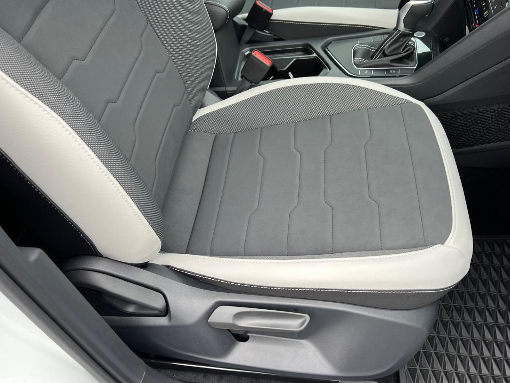 new 2025 Volkswagen Taos car, priced at $28,868