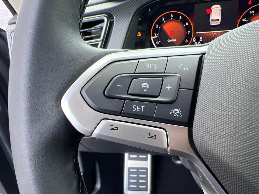 new 2025 Volkswagen Atlas car, priced at $45,075