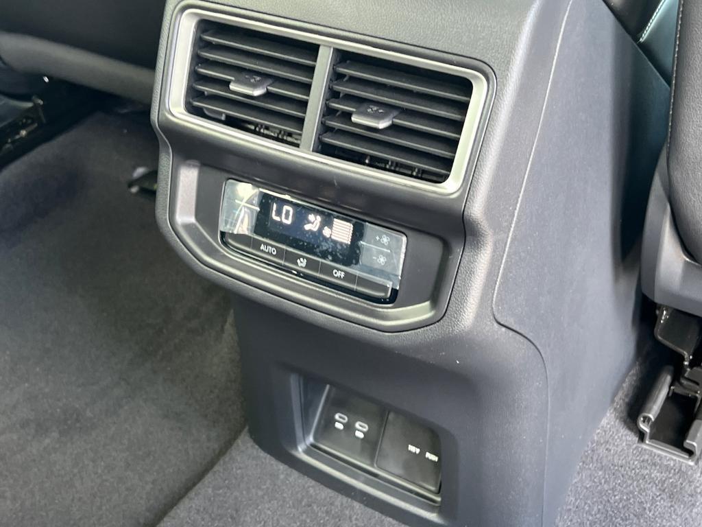 new 2026 Volkswagen Atlas car, priced at $47,455