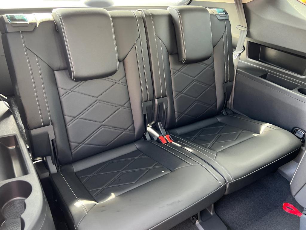 new 2026 Volkswagen Atlas car, priced at $47,455