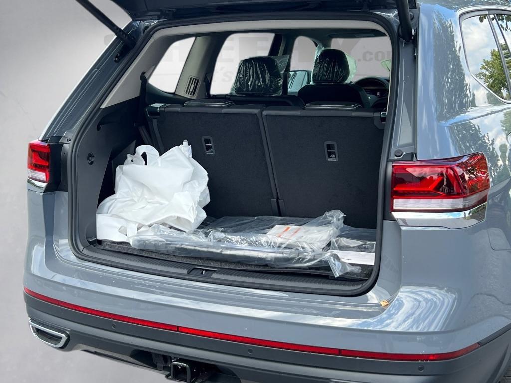 new 2026 Volkswagen Atlas car, priced at $47,455