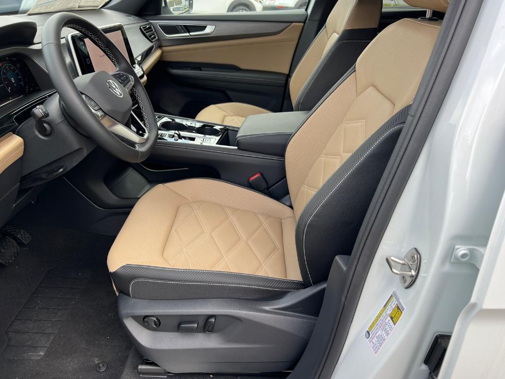 new 2025 Volkswagen Atlas Cross Sport car, priced at $43,481